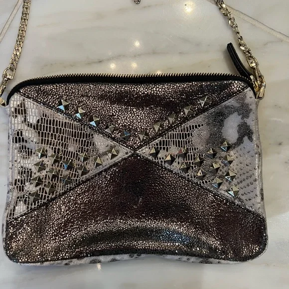 Gray silver and white handbag beautiful detail - Picture 1 of 2